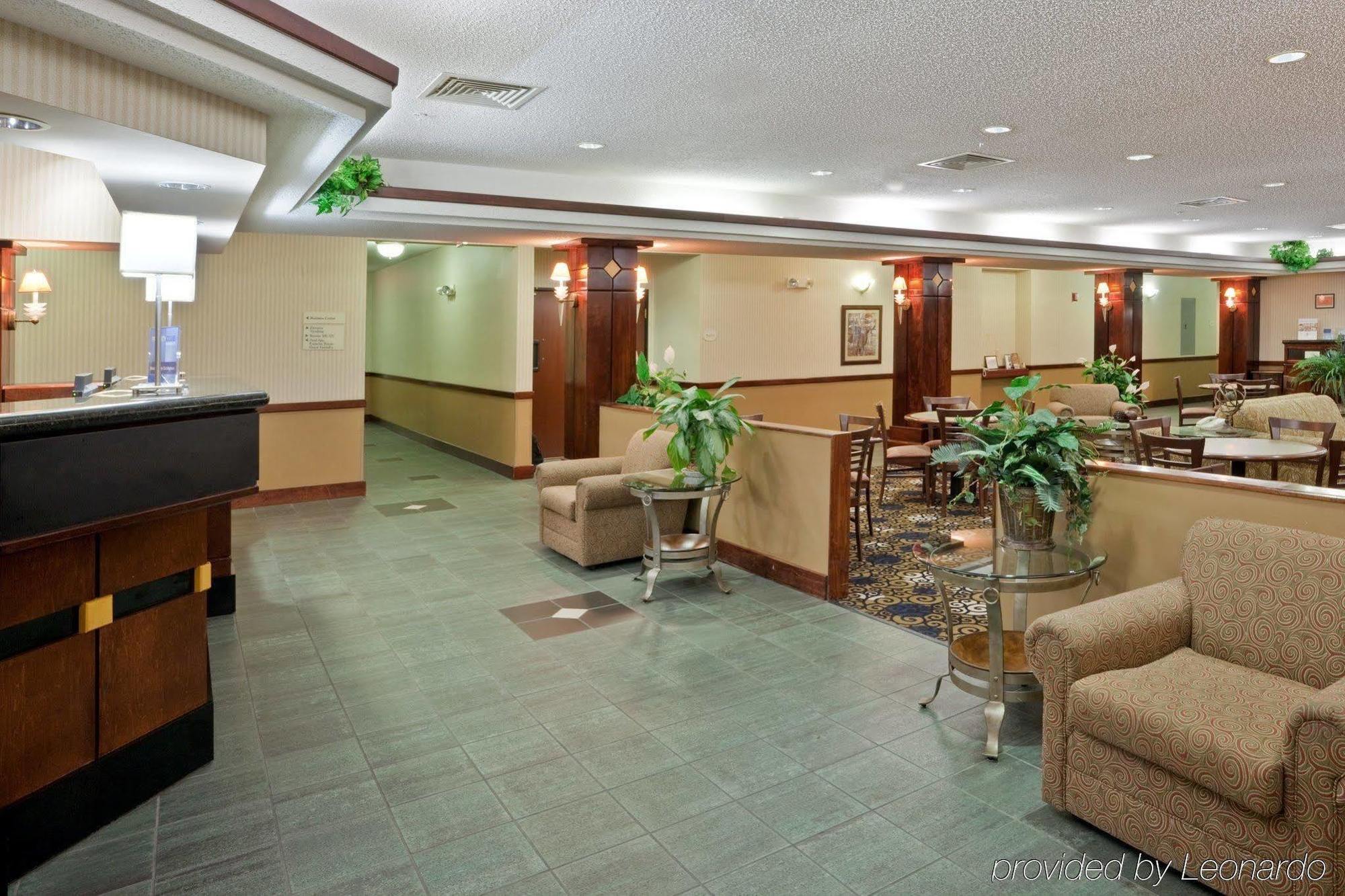 Windsor Inn&Suites Dodge City Exterior foto